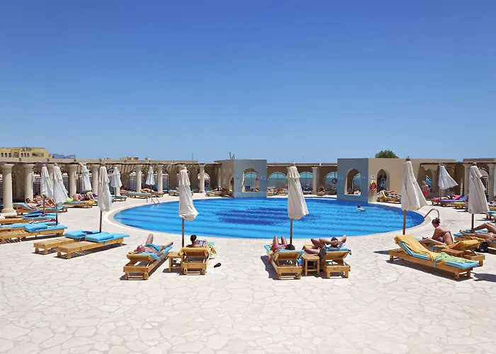 Three Corners Ocean View El Gouna - Adults Only 4*
