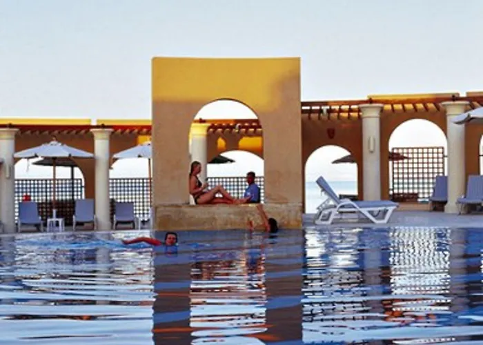 Three Corners Ocean View El Gouna - Adults Only 4*